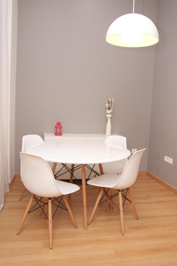 Victoria Freshapartments مالقة الغرفة الصورة