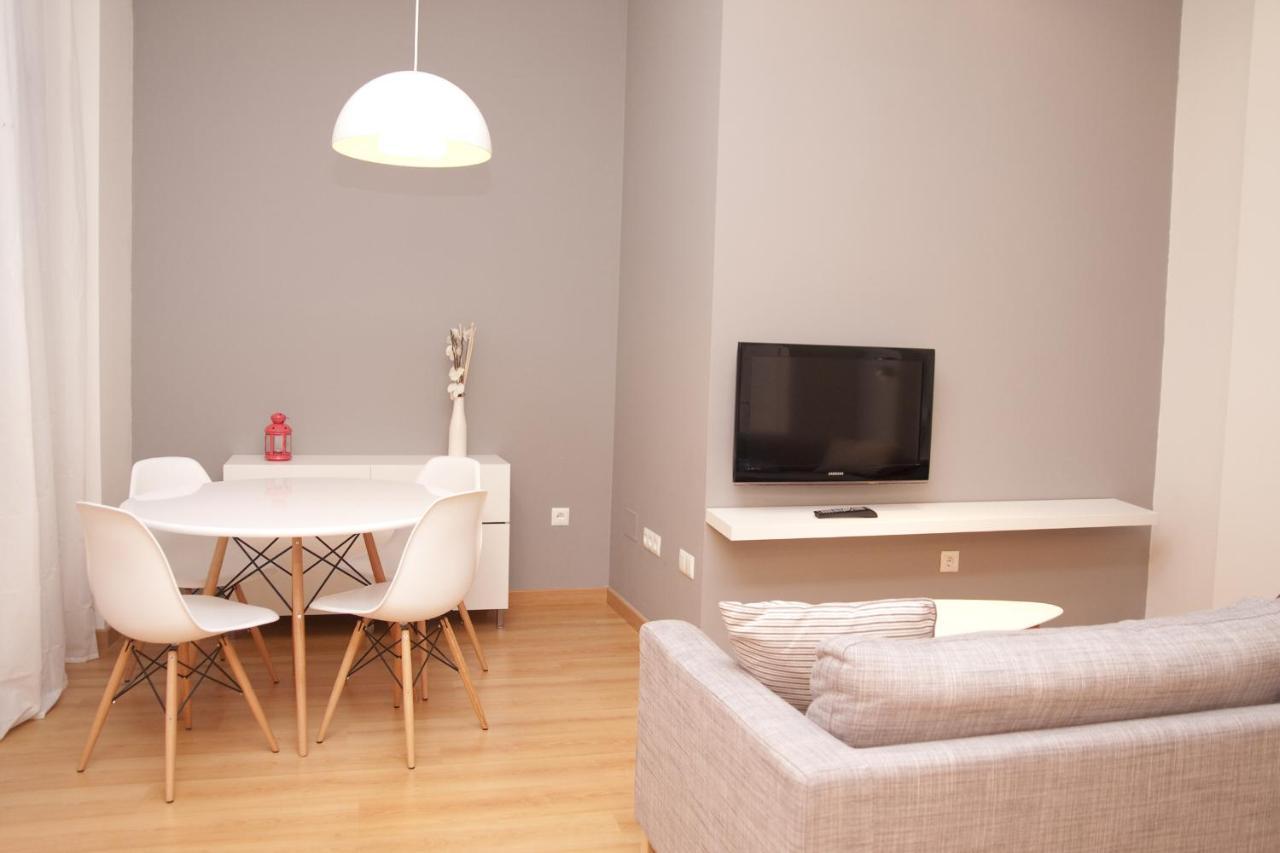 Victoria Freshapartments مالقة الغرفة الصورة