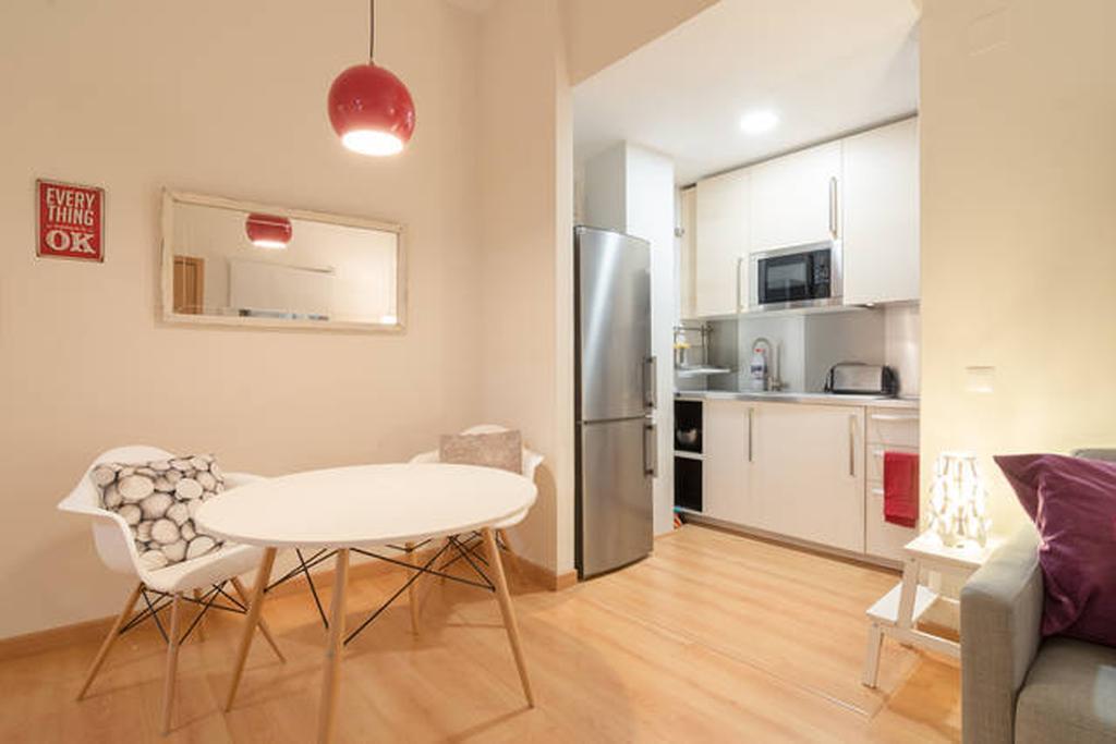 Victoria Freshapartments مالقة الغرفة الصورة